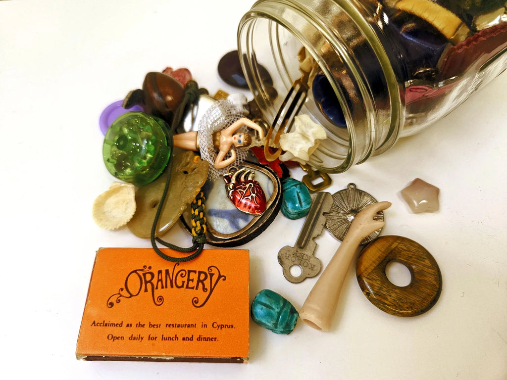 Magpie Mystery Jar