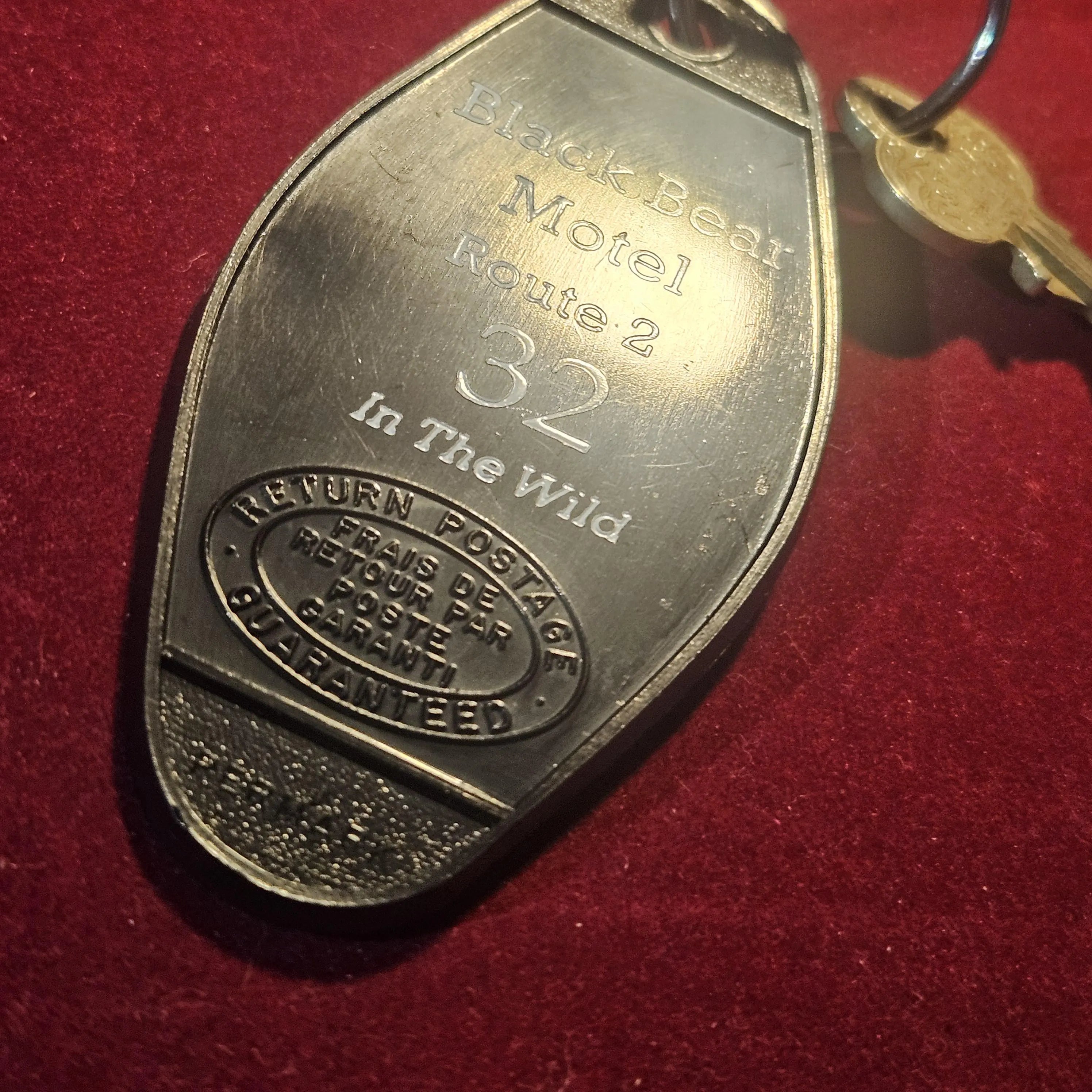 Vintage Black Bear Motel Key Set