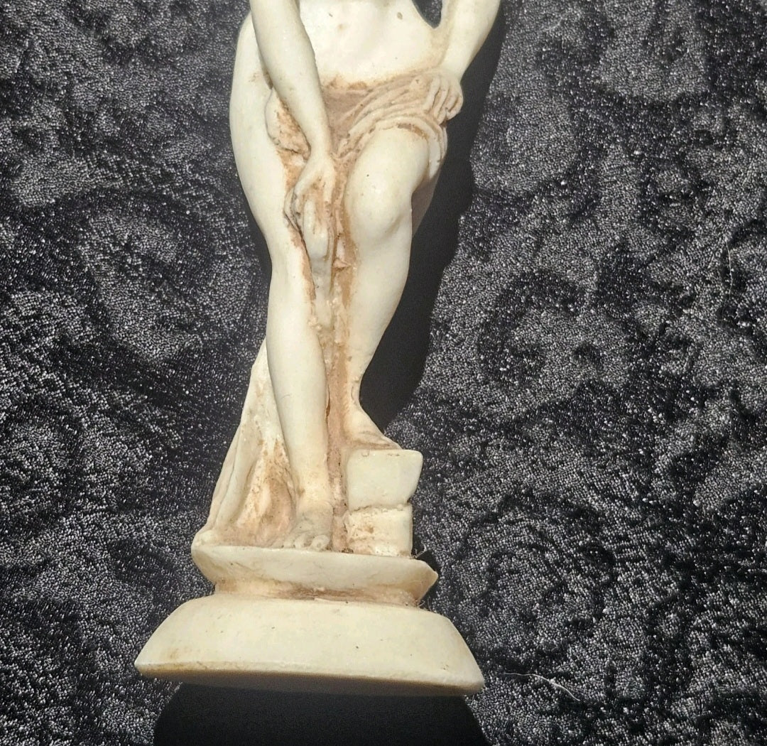 Vintage Venus Carved Nude Goddess Statue