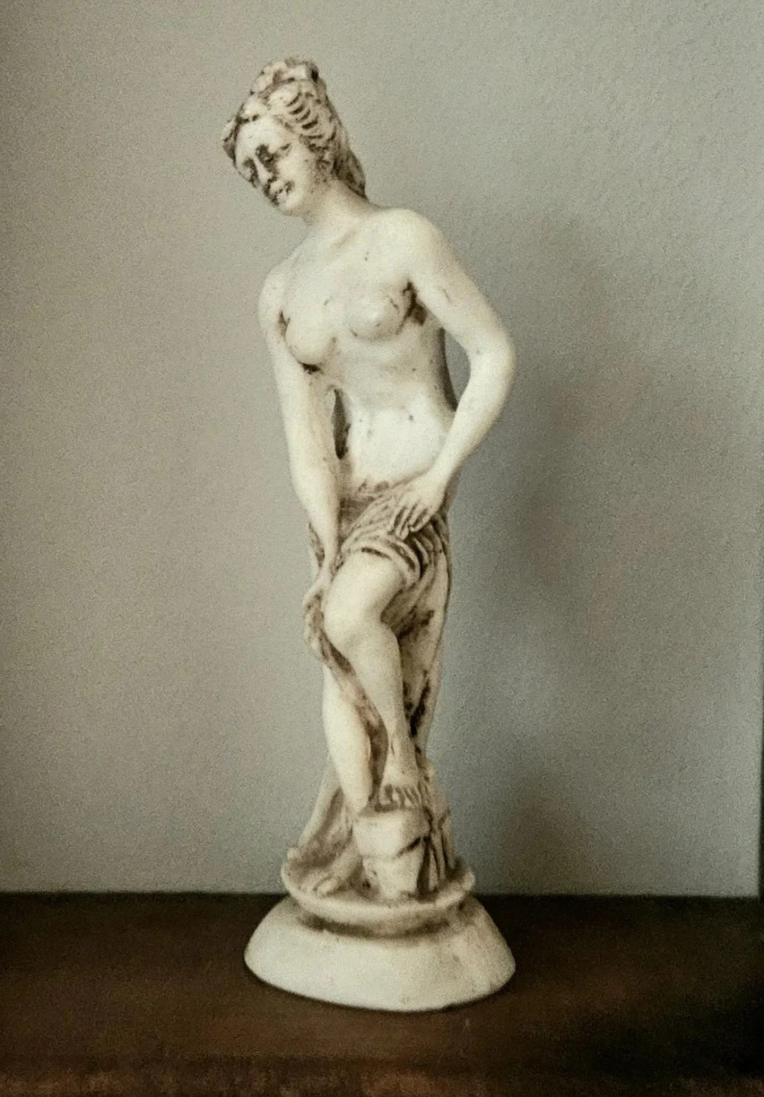 Vintage Venus Carved Nude Goddess Statue