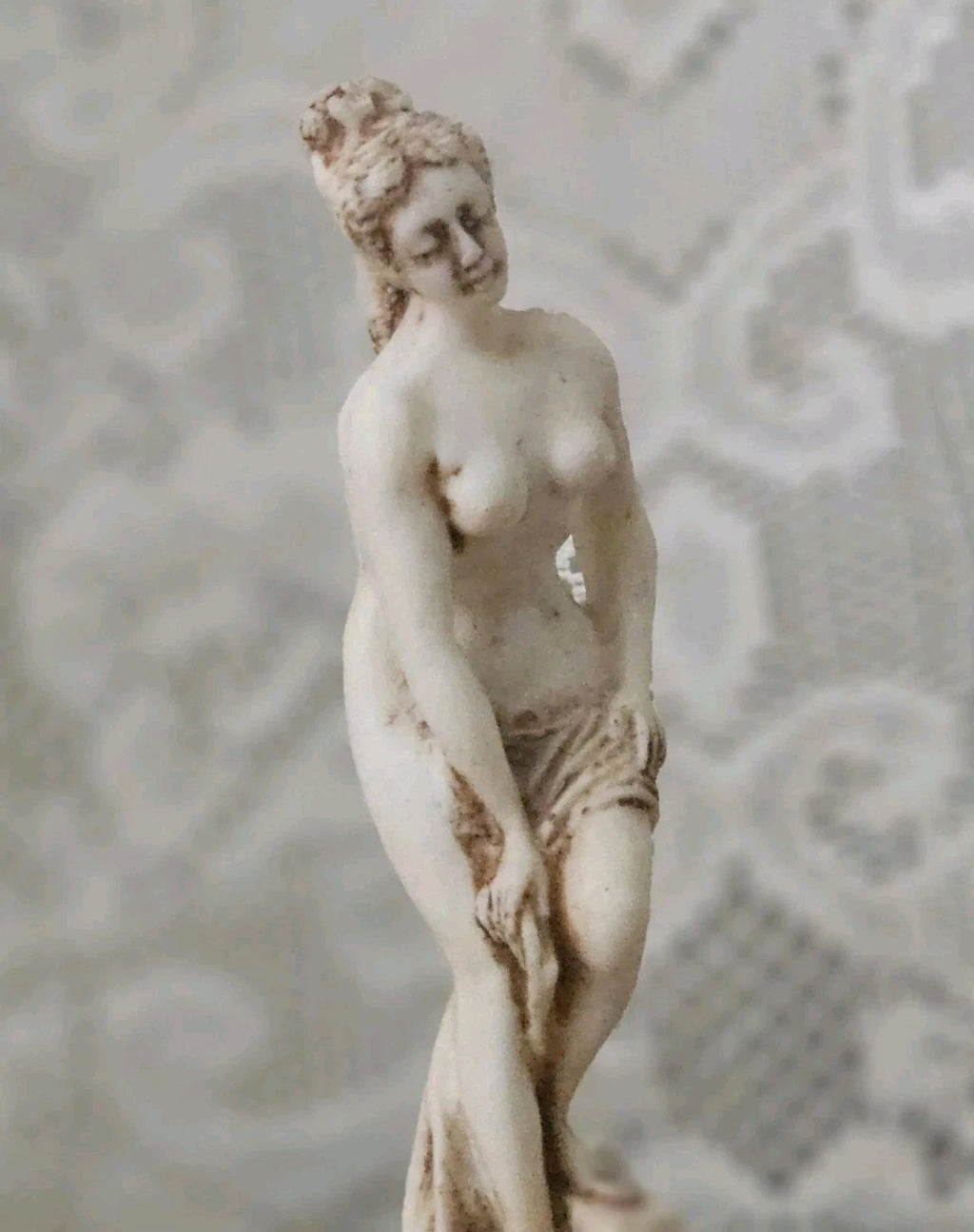 Vintage Venus Carved Nude Goddess Statue
