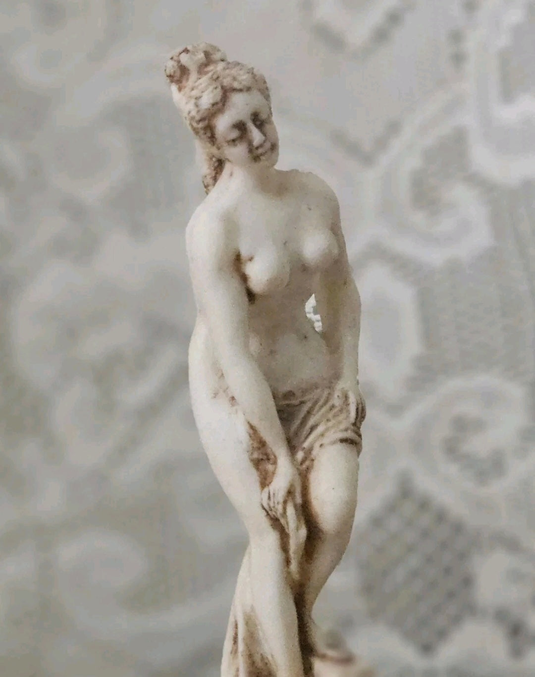 Vintage Venus Carved Nude Goddess Statue