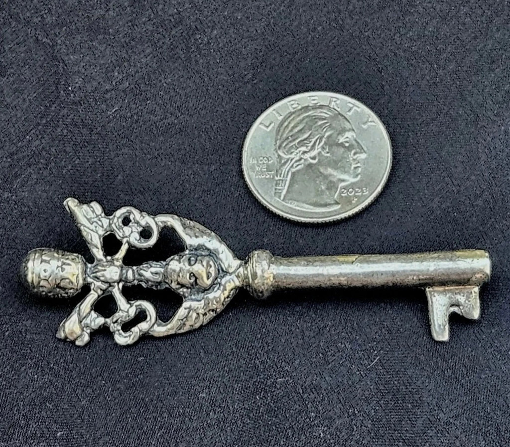 Vintage Italian 'Key of Heaven' Sterling Silver Skeleton Key Pin